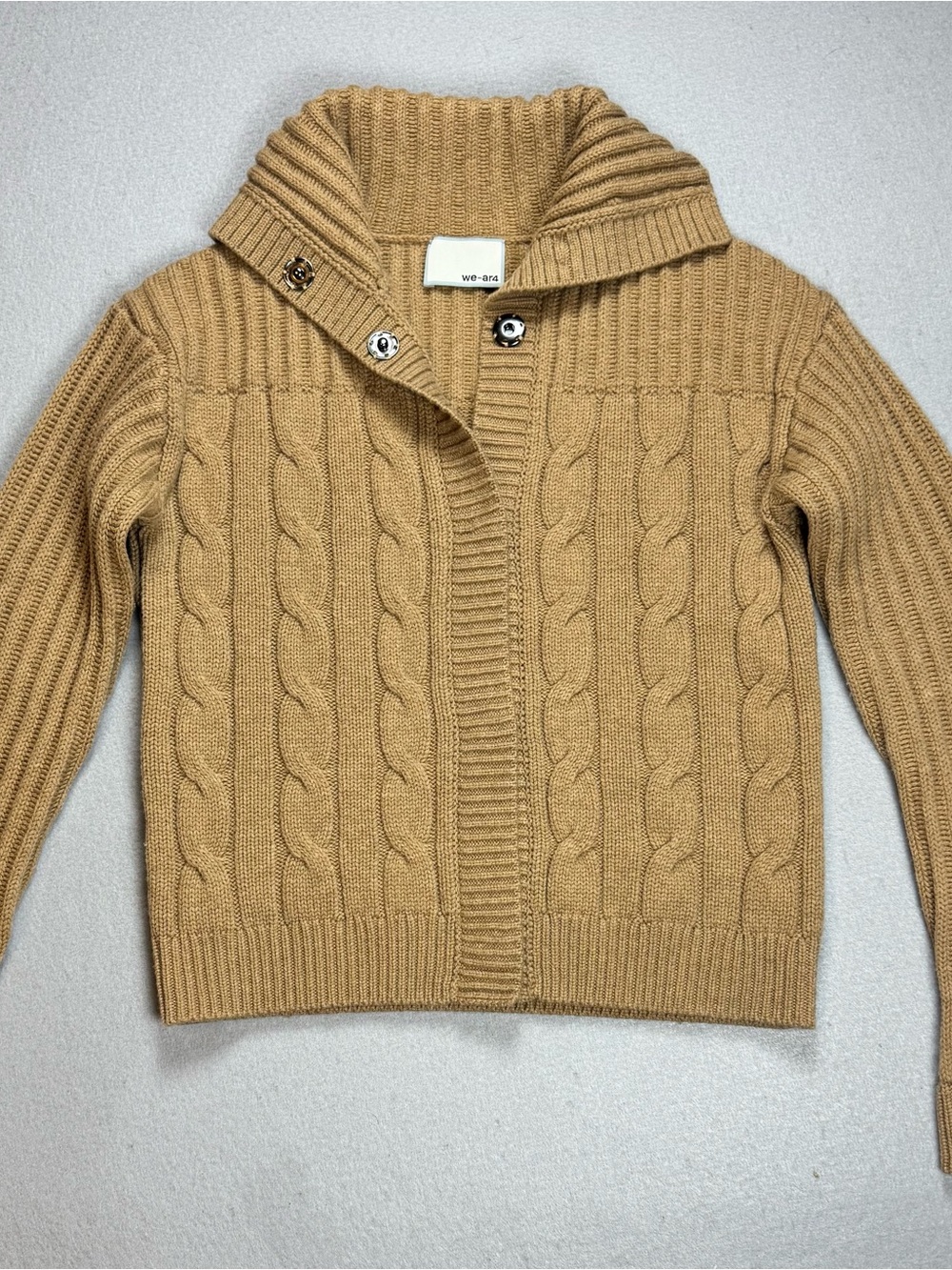 WE-AR4 Women’s University Cable-Knit Wool + Cashmere Cardigan Sweater In Tan-M